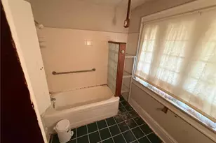 254 N Highland Ave, Akron, OH 44303 - Photo 17
