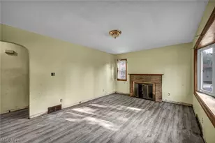 2680 Nesmith Lake Blvd, Akron, OH 44314 - Photo 5