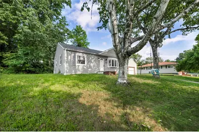 2680 Nesmith Lake Boulevard, Akron, OH 44314 - Photo 37