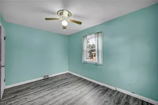 2680 Nesmith Lake Blvd, Akron, OH 44314 - Photo 15