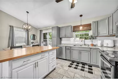 6302 Ridgeview Boulevard, North Ridgeville, OH 44039 - Photo 15