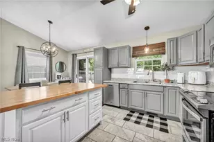 6302 Ridgeview Blvd, North Ridgeville, OH 44039 - Photo 15