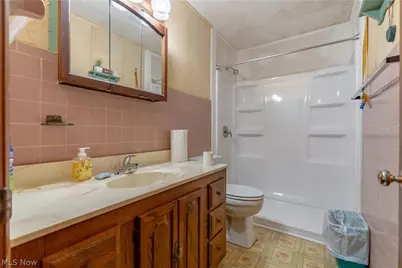7101 Pinecrest Street NE, Canton, OH 44721 - Photo 21