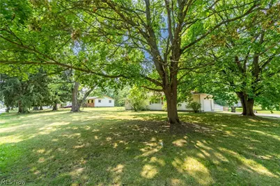 7101 Pinecrest Street NE, Canton, OH 44721 - Photo 5