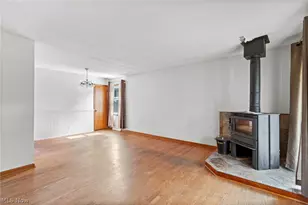 917 35th St NW, Canton, OH 44709 - Photo 3