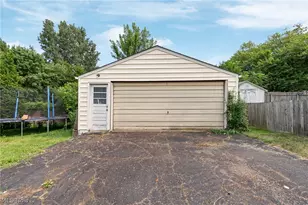 917 35th St NW, Canton, OH 44709 - Photo 31