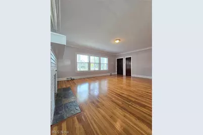 13836-38 Clifton Boulevard, Oakwood, OH 44107 - Photo 5