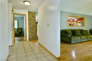 750 Blueberry Hill Dr, Canfield, OH 44406 - Photo 5