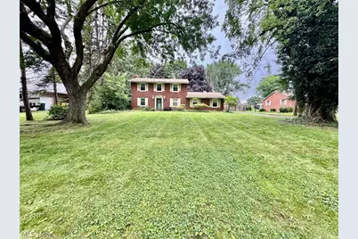 2523 57th Street NE, Canton, OH 44721 - Photo 3