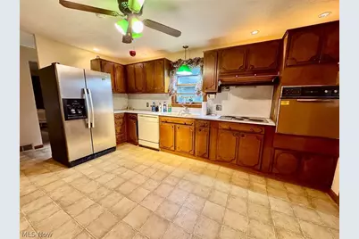2523 57th Street NE, Canton, OH 44721 - Photo 13