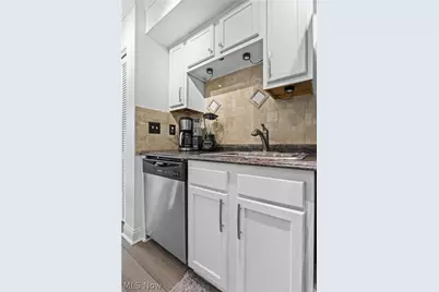 2436 Island Drive #C, Uniontown, OH 44685 - Photo 13