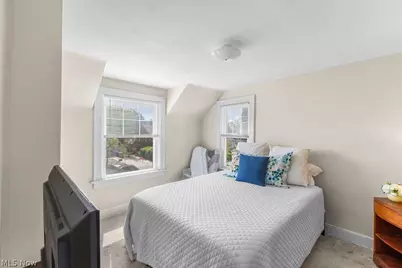 2340 16th Street, Cuyahoga Falls, OH 44223 - Photo 21