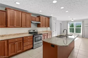 995 Flanders Dr, Wadsworth, OH 44281 - Photo 11