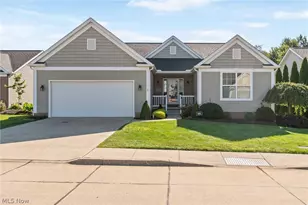 995 Flanders Dr, Wadsworth, OH 44281 - Photo 3