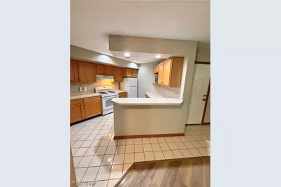 4046 Saint Andrews Court #1, Canfield, OH 44406 - Photo 7