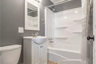 2833 Ellis Ave NE, Canton, OH 44705 - Photo 15