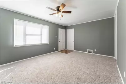 2833 Ellis Avenue NE, Canton, OH 44705 - Photo 9