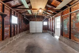 2833 Ellis Ave NE, Canton, OH 44705 - Photo 25