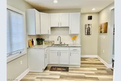 10914 Fidelity Avenue, Loveland, OH 44111 - Photo 5