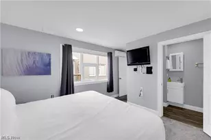 797 E Market St, Akron, OH 44305 - Photo 17