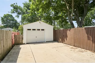 124 Filmore Avenue, Cuyahoga Falls, OH 44221 - Photo 17
