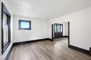 1178 Tampa Ave, Akron, OH 44314 - Photo 5