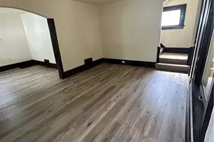 1178 Tampa Ave, Akron, OH 44314 - Photo 7