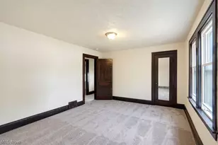 1178 Tampa Ave, Akron, OH 44314 - Photo 17