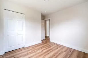 2402 NE Morris Ave, Canton, OH 44705 - Photo 27