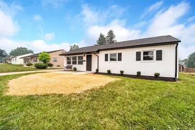 2402 NE Morris Avenue, Canton, OH 44705 - Photo 5
