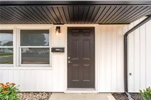 2402 NE Morris Ave, Canton, OH 44705 - Photo 3