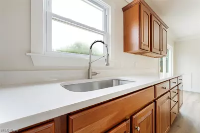2402 NE Morris Avenue, Canton, OH 44705 - Photo 15