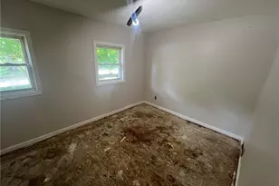212 Pauline Ave, Akron, OH 44312 - Photo 5