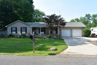 4775 Seabury Drive, Ravenna, OH 44266 - Photo 1