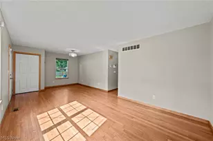 210 S Mantua St, Kent, OH 44240 - Photo 7
