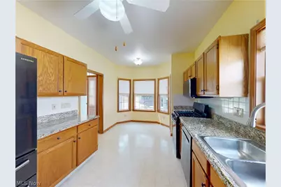 285 Village Drive #23, Green Hills, OH 44131 - Photo 5