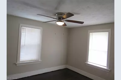 700 Glendora Avenue, Akron, OH 44320 - Photo 15