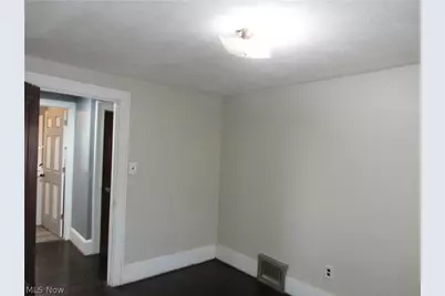 700 Glendora Avenue, Akron, OH 44320 - Photo 11
