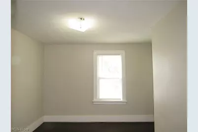 700 Glendora Avenue, Akron, OH 44320 - Photo 9
