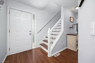 107 Meander Ln, Elyria, OH 44035 - Photo 5
