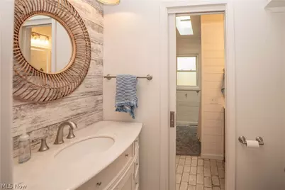 727 Sleepy Hollow Drive, Uniontown, OH 44685 - Photo 21