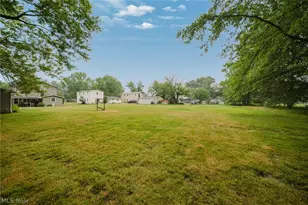33721 Henwell Rd, Columbia Station, OH 44028 - Photo 3