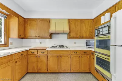 388 Cheryl Drive, Tallmadge, OH 44278 - Photo 7
