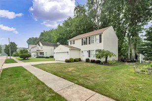 6472 Monroe Ln, North Ridgeville, OH 44039 - Photo 3