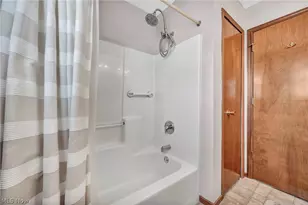 6472 Monroe Ln, North Ridgeville, OH 44039 - Photo 29