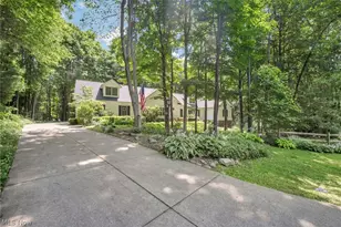 1144 Tanglewood Dr, Mantua, OH 44255 - Photo 35