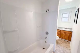 736 Bettes Ave, Akron, OH 44310 - Photo 13