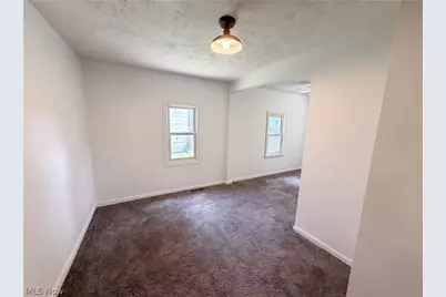 736 Bettes Avenue, Akron, OH 44310 - Photo 7