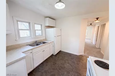 736 Bettes Avenue, Akron, OH 44310 - Photo 9