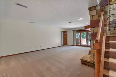 11785 Arbor Glen Drive, Chardon, OH 44024 - Photo 5